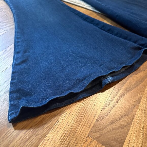 FREE PEOPLE We The Free CRVY Ma Cherie Bell Bottom Jean | 28 | super flare denim - Picture 12 of 12